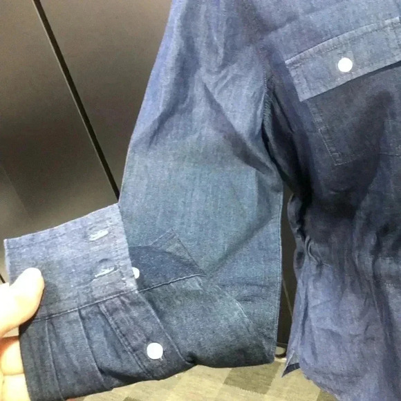 Liz Claiborne Blue Jean long length,button down,elastic tie waist,chest pockets - Picture 4 of 9